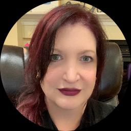 Psychologist Amy Weissman-Hunt providing different types of therapy in Phoenix