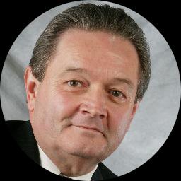 Psychologist John Fielder providing different types of therapy in San Francisco