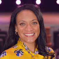 Psychologist Julie Este-McDonald providing different types of therapy in Dallas