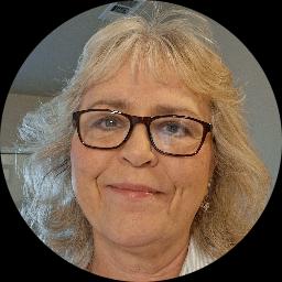 Psychologist Donna Wolf Robichaud providing different types of therapy in Austin