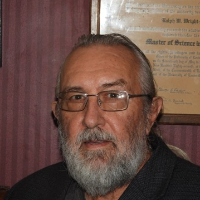 Psychologist Ralph Murphy providing different types of therapy in Charlotte