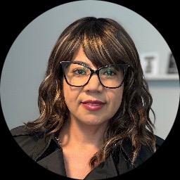 Psychologist Cinthia Bernal providing different types of therapy in Phoenix